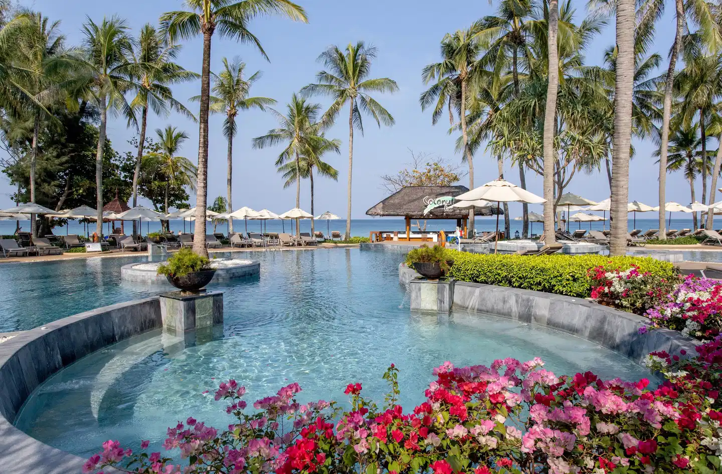 Katathani Phuket Beach Resort POOL