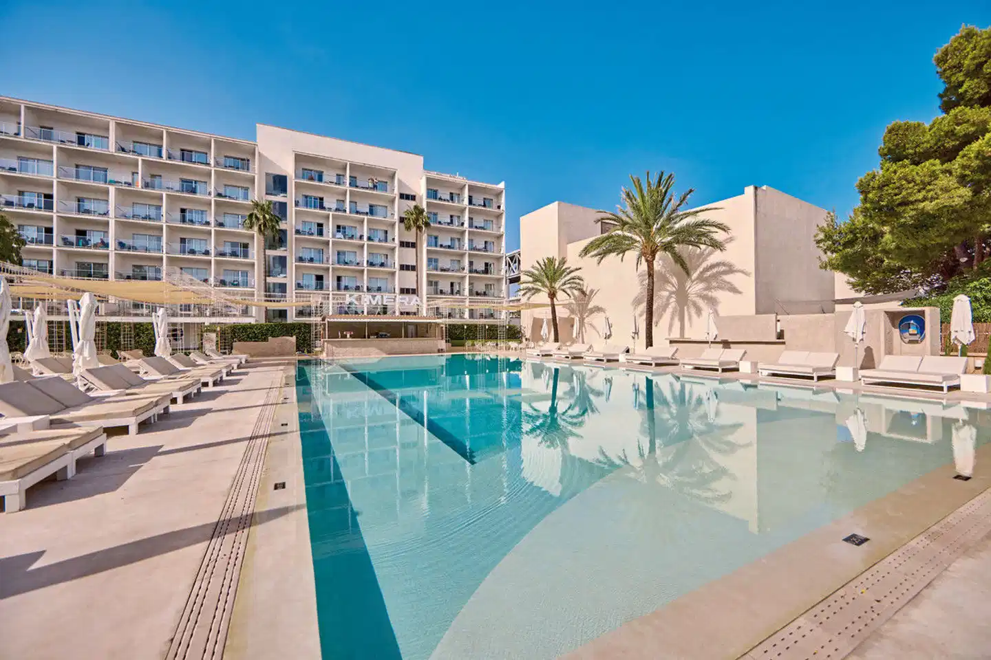 Astoria Playa Pool