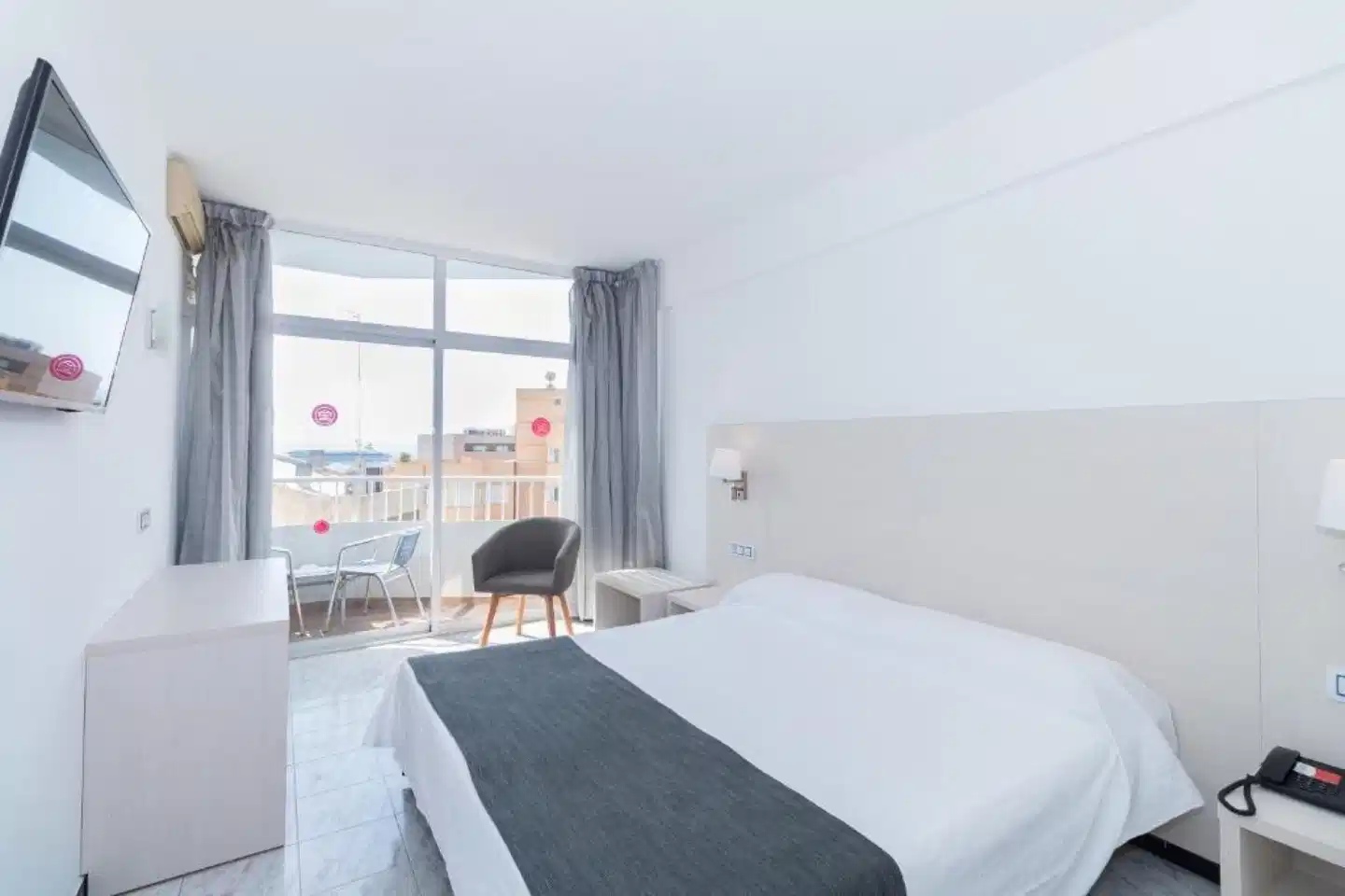 Amic Horizonte ACCOMMODATION