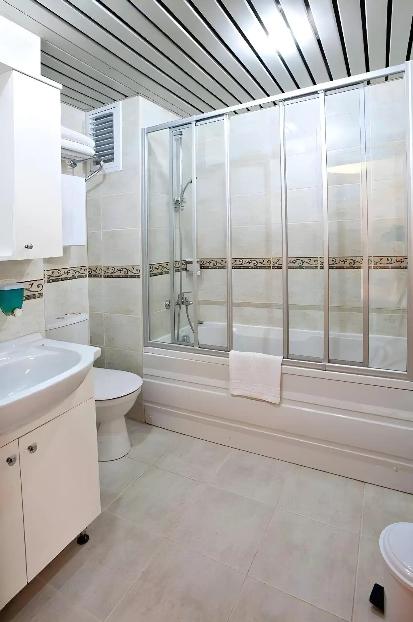 Ilkay Hotel - Sirkeci Group Badezimmer