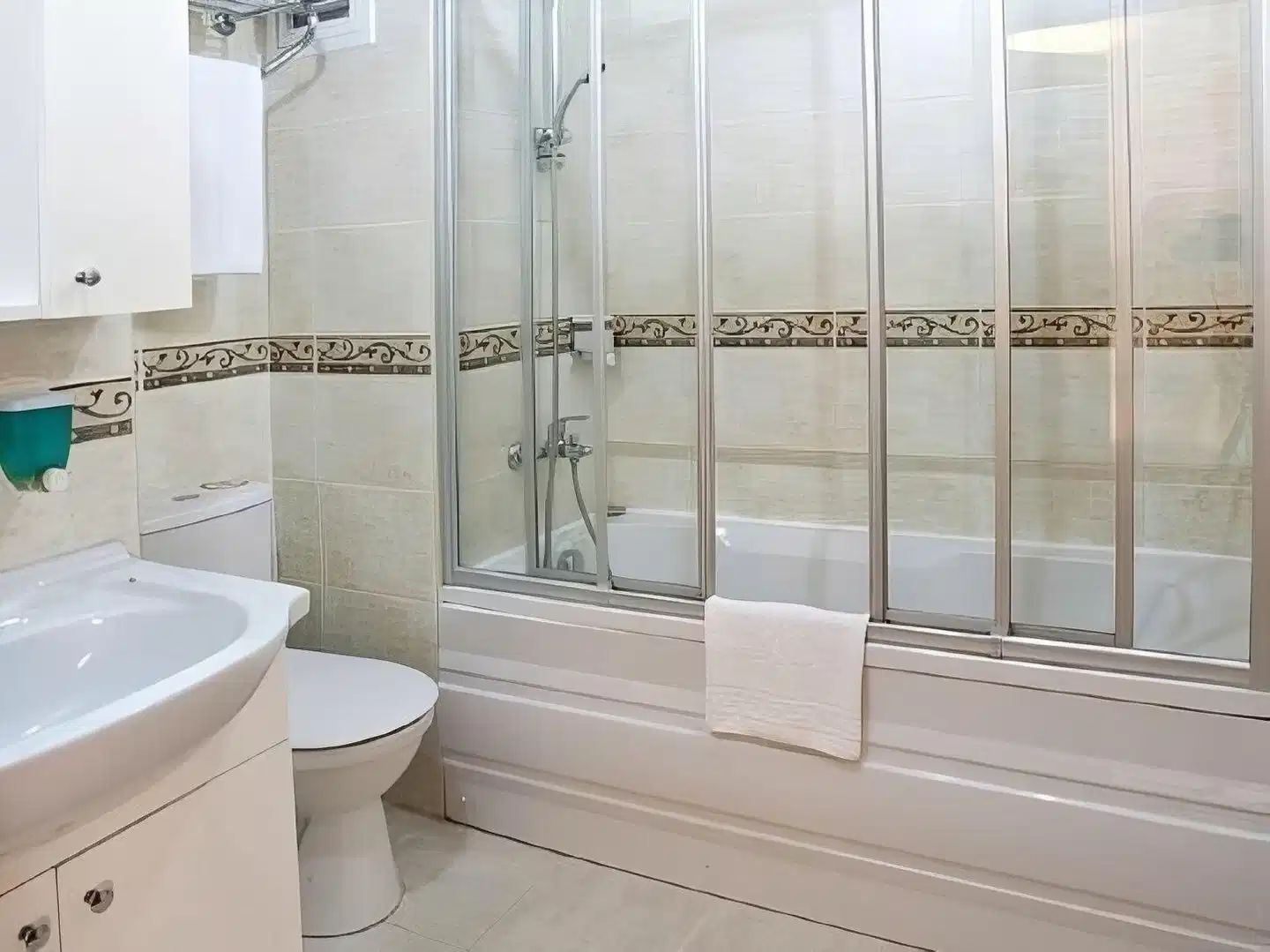 Ilkay Hotel - Sirkeci Group Badezimmer