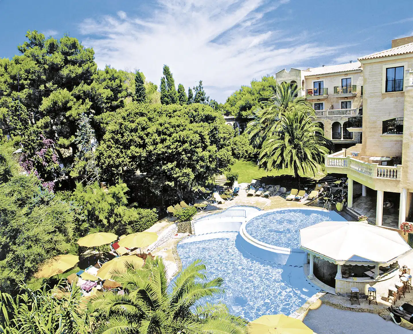 Lago Garden Apart-Suites & Spa POOL