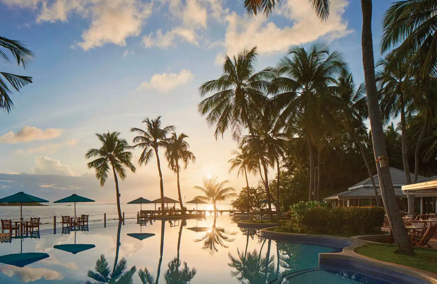 Royal Island Resort & Spa Pool