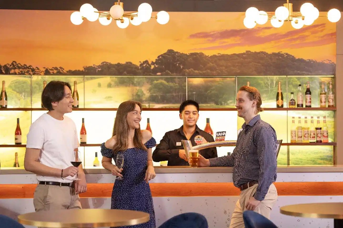 Novotel Perth Langley Hotel Personen