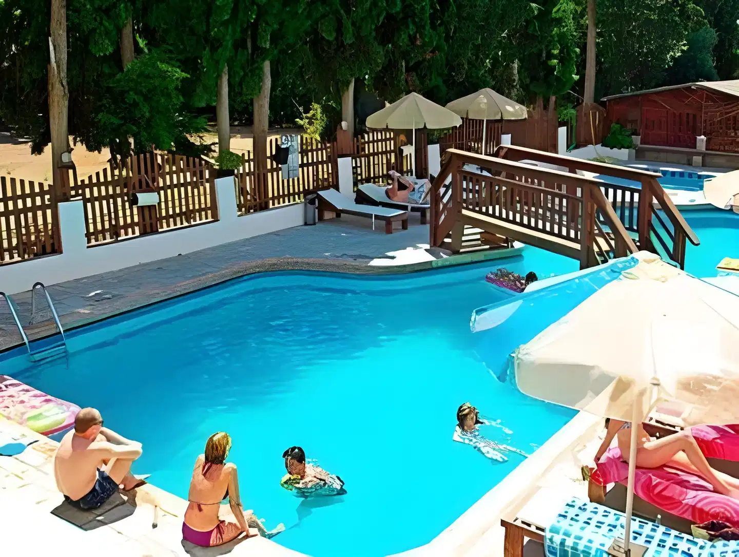 Sunny Days Pool