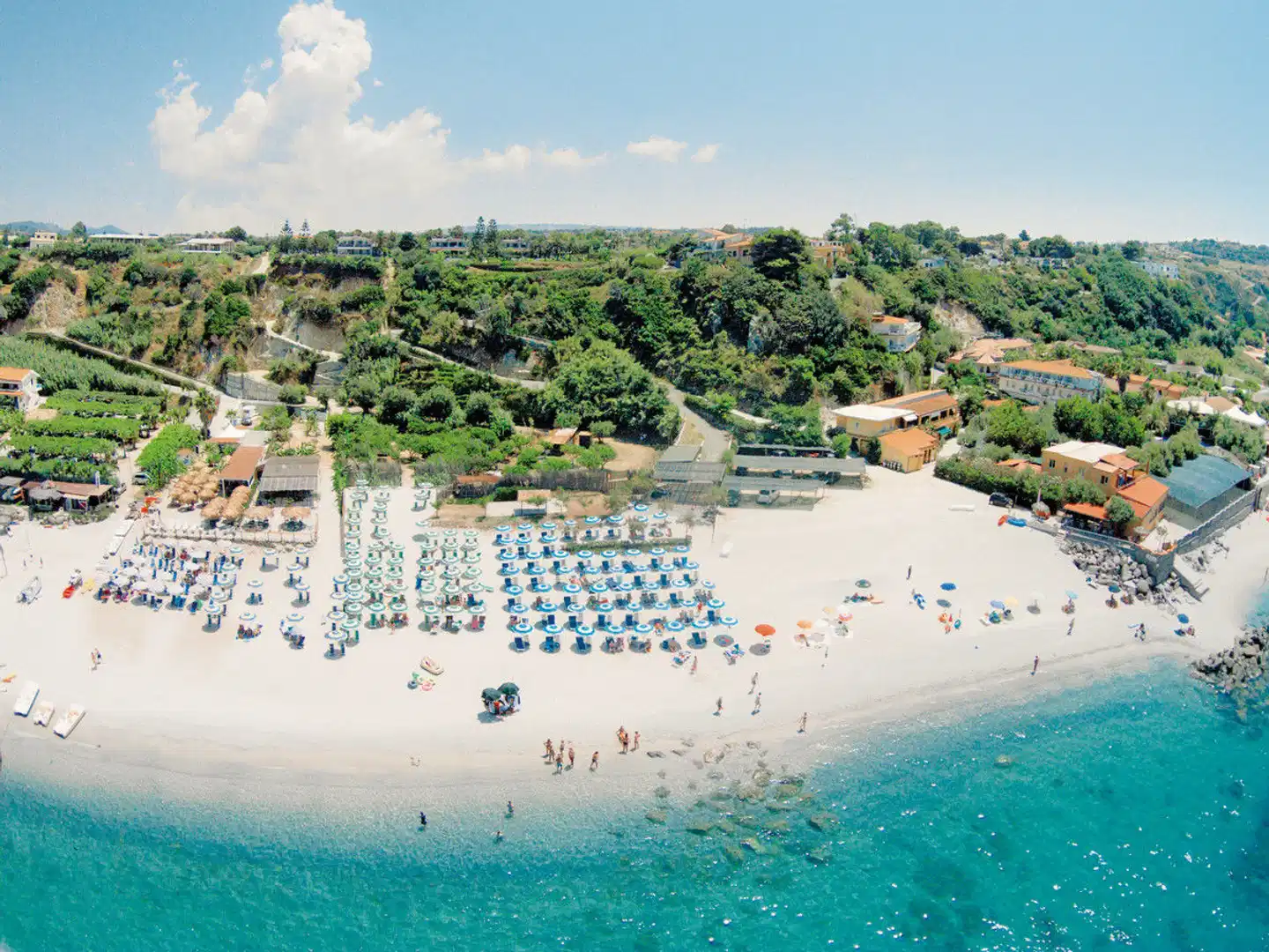Tonicello Resort & Spa BEACH
