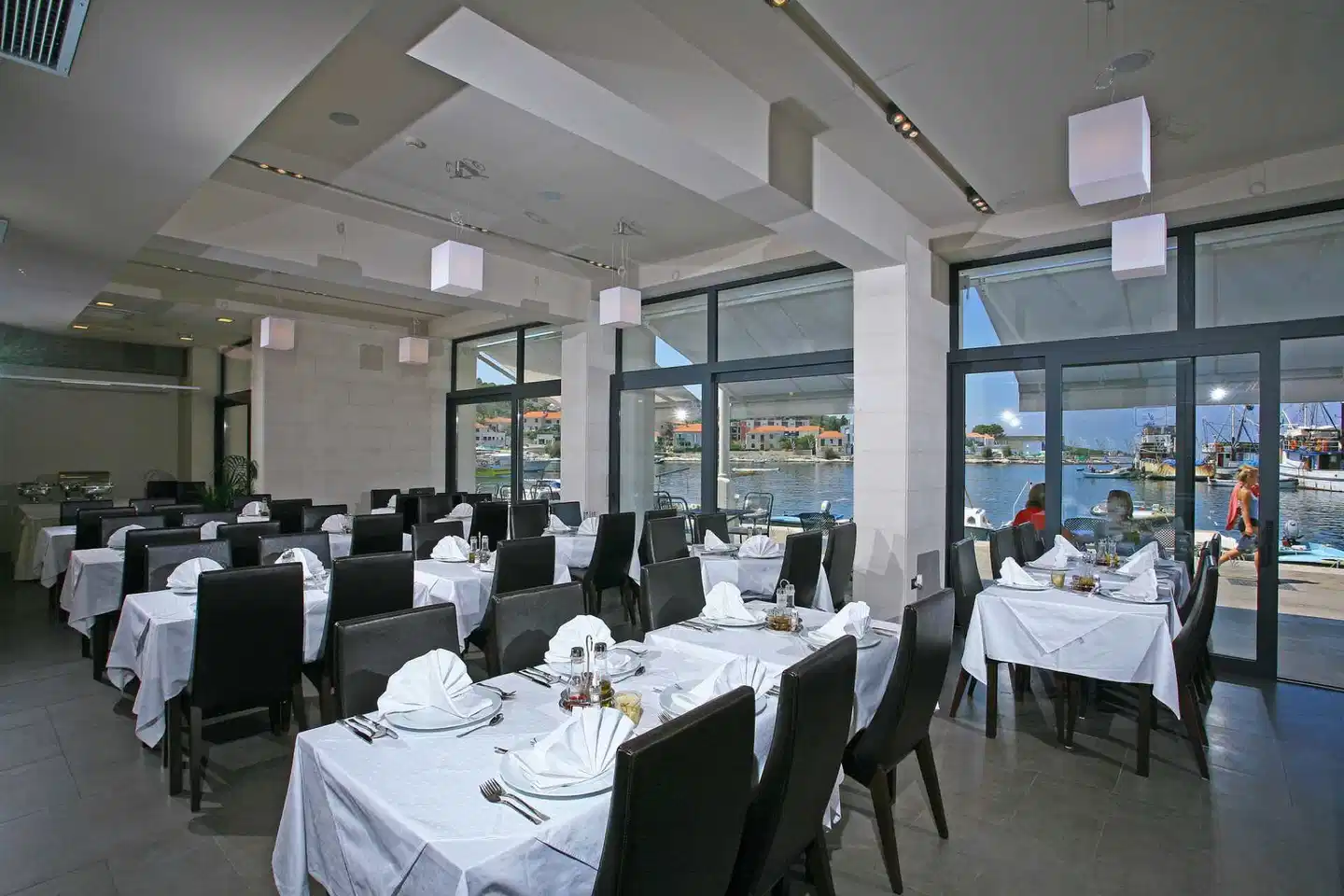 Vrilo RESTAURANT