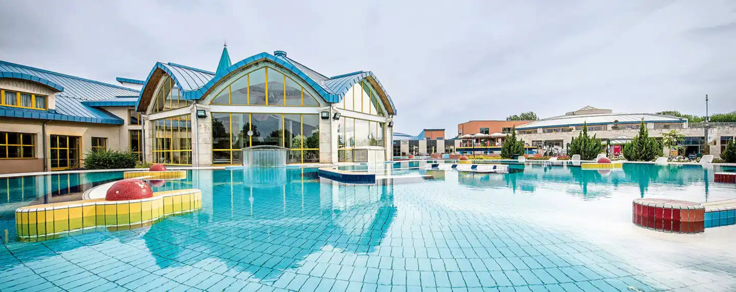 Park Inn by Radisson Sárvár Resort & Spa Pool