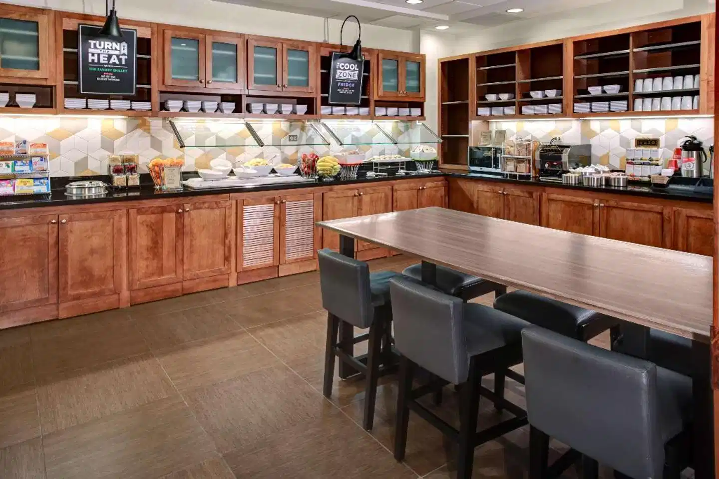 Hyatt Place Tampa Busch Gardens Bar