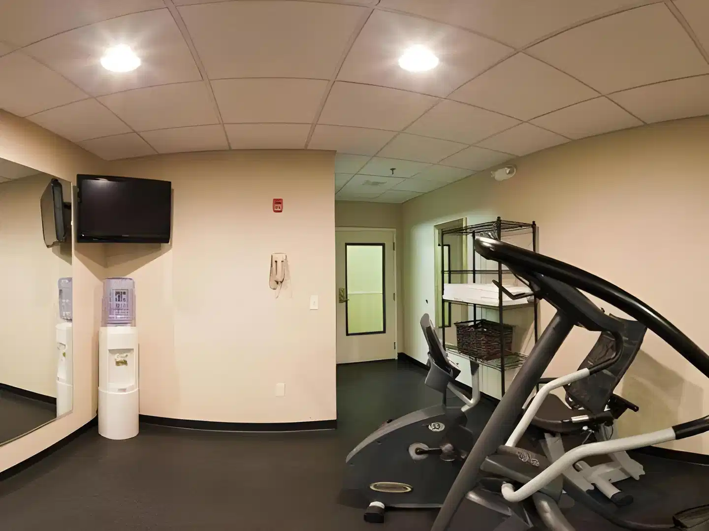 Holiday Inn Express & Suites White River Junction Sport und Entertainment