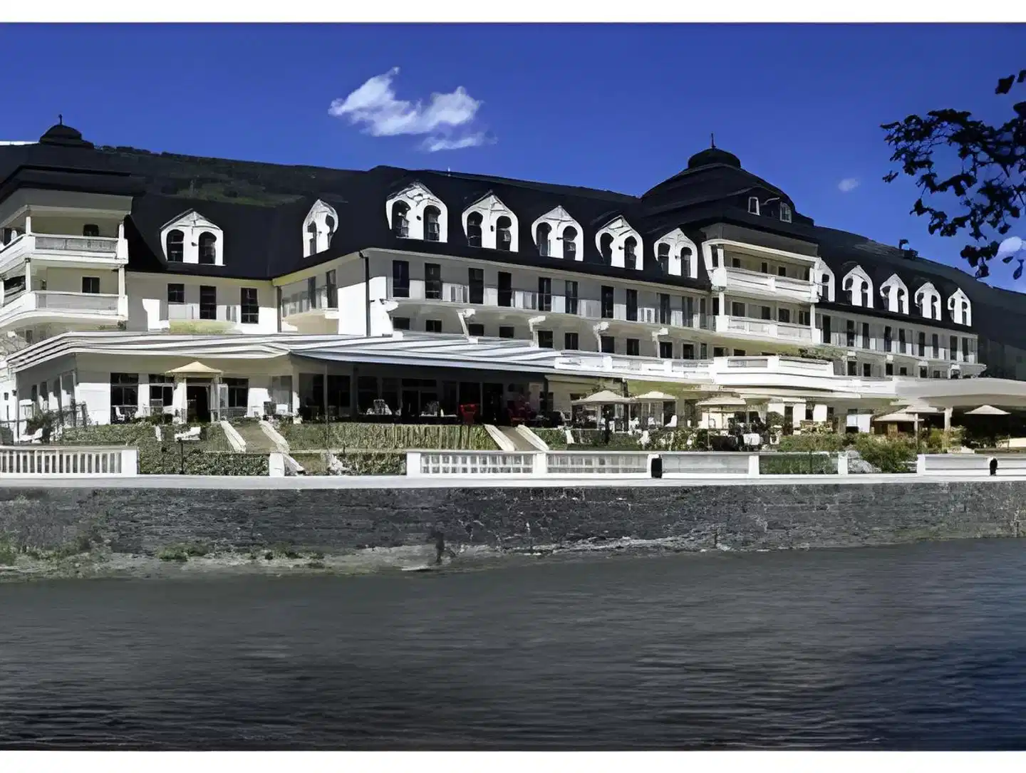 Grandhotel Lienz Aussenansicht