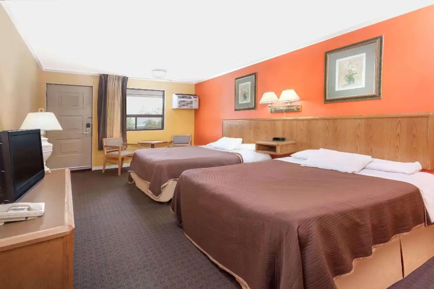 Howard Johnson Express Inn Wohnbeispiel