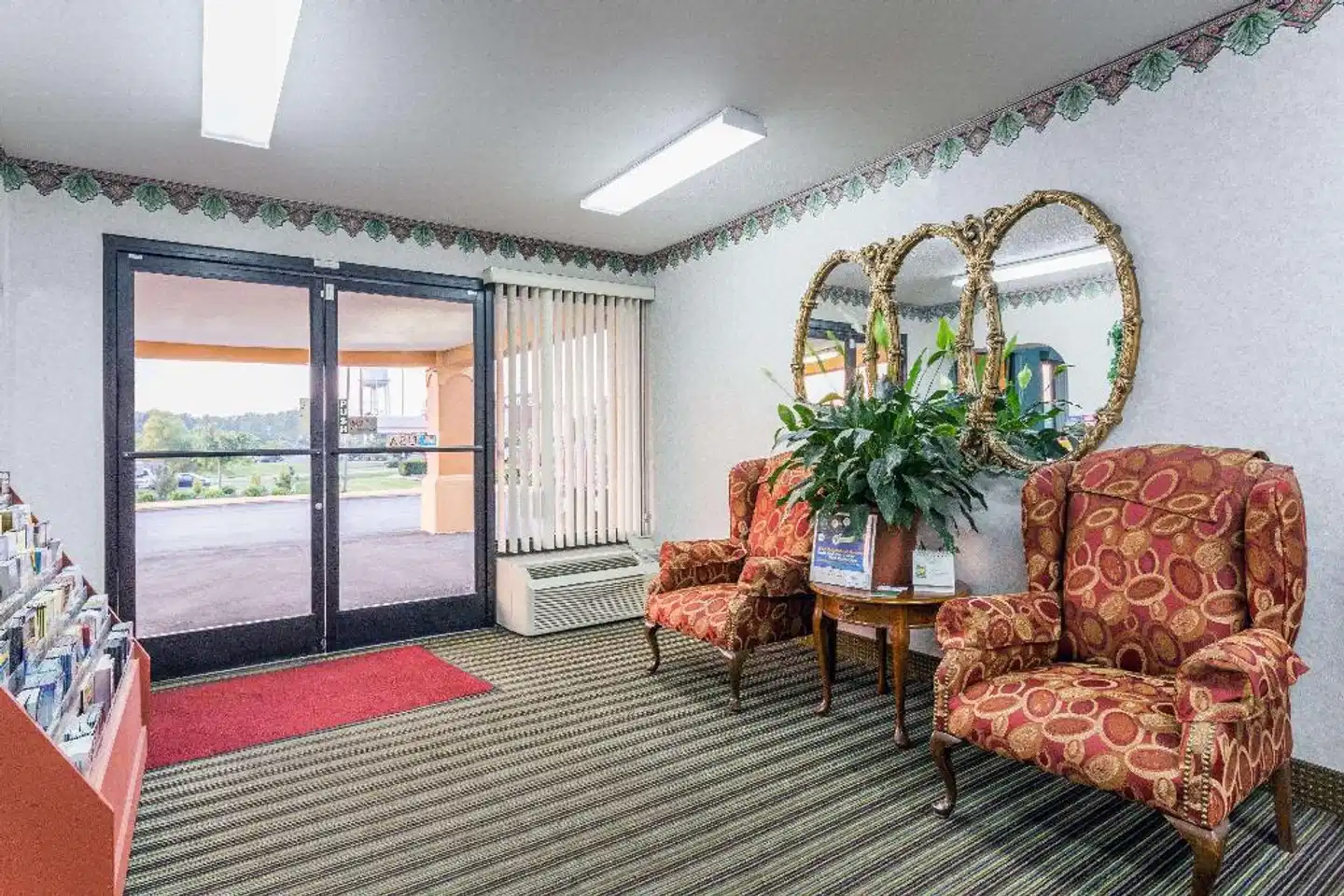 Days Inn by Wyndham Dickson Wellness