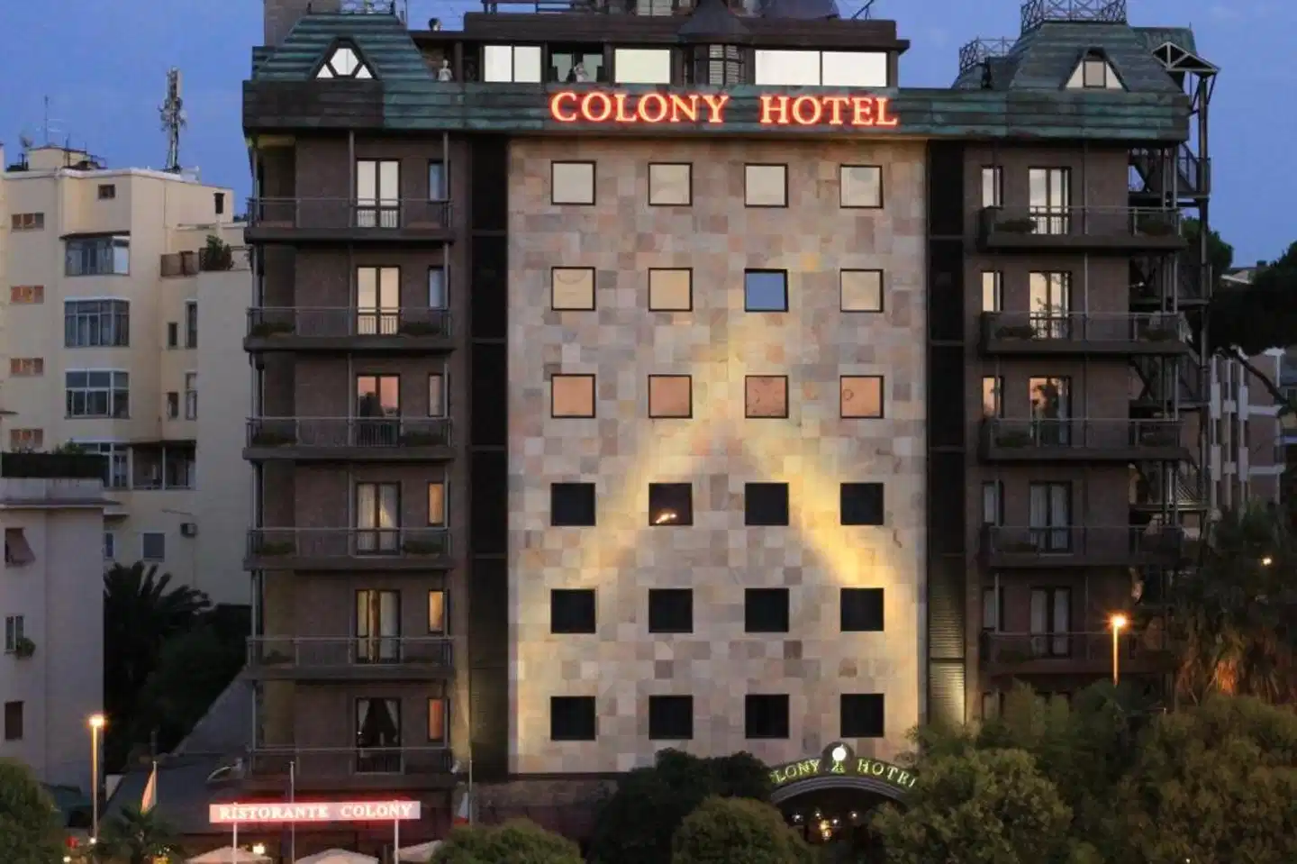 Grand Hotel Colony Aussenansicht