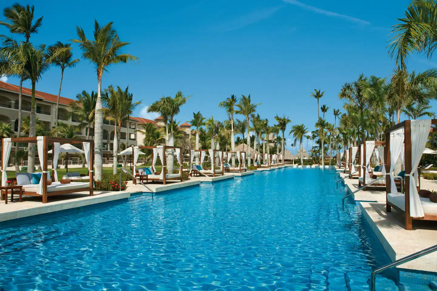 Secrets Royal Beach Punta Cana POOL