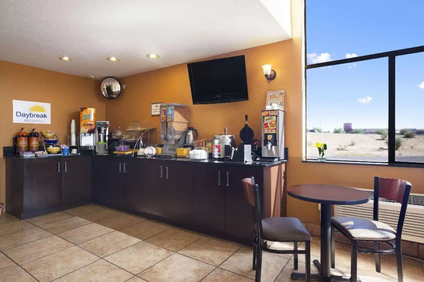 Days Inn by Wyndham Los Lunas Bar