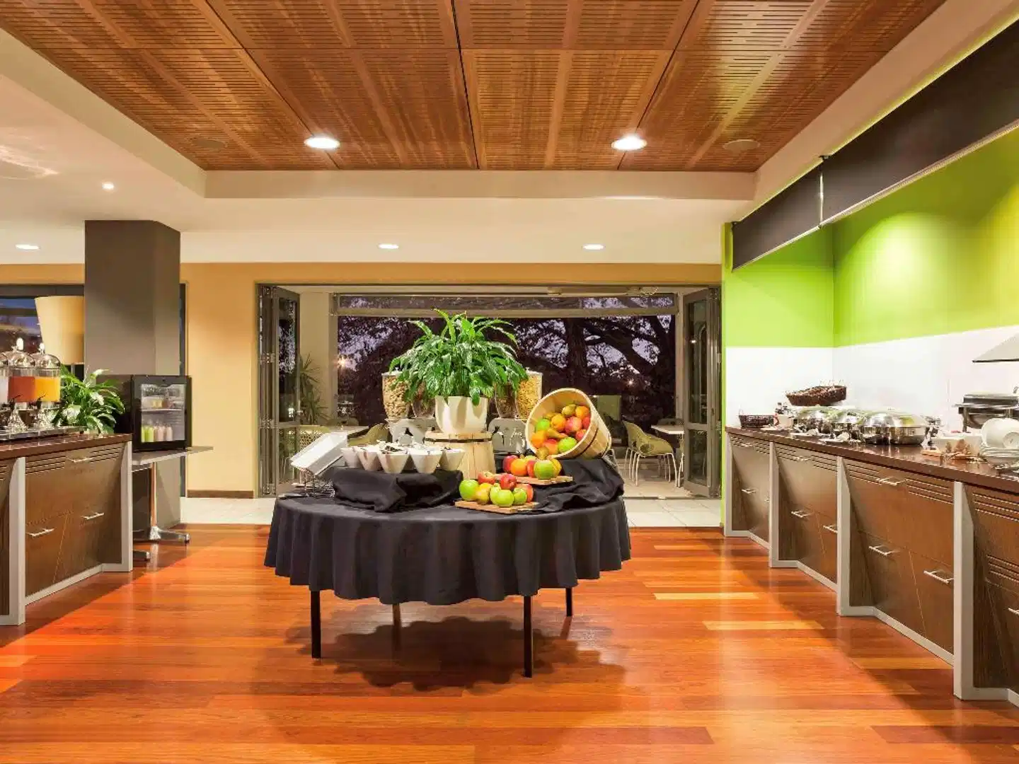 ibis Hamilton Tainui Lobby