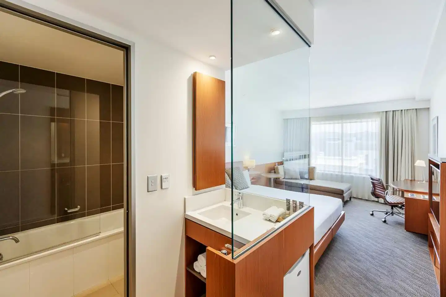Novotel Christchurch Cathedral Square Hotel Wohnbeispiel