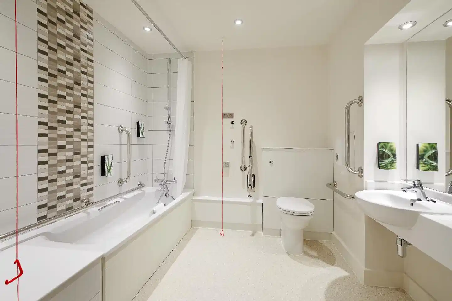 Premier Inn Brighton City Centre Badezimmer