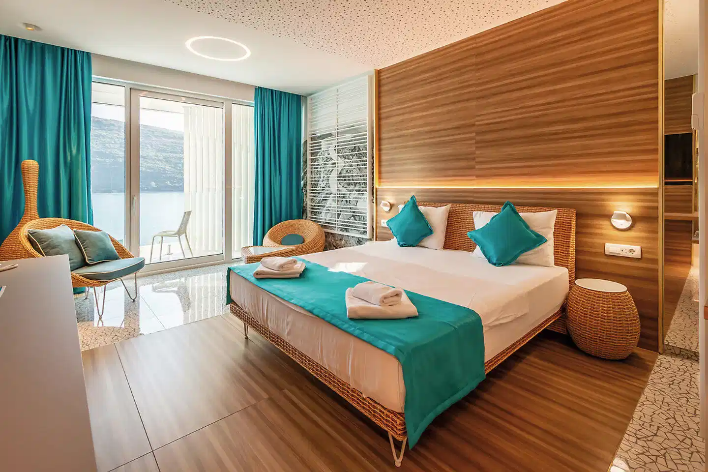 Carine Hotel Kumbor Superior ACCOMMODATION