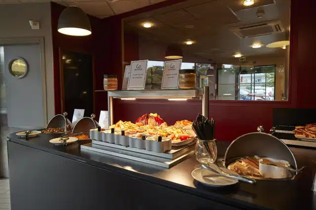 Campanile Nantes Centre - Saint Jacques Restaurant