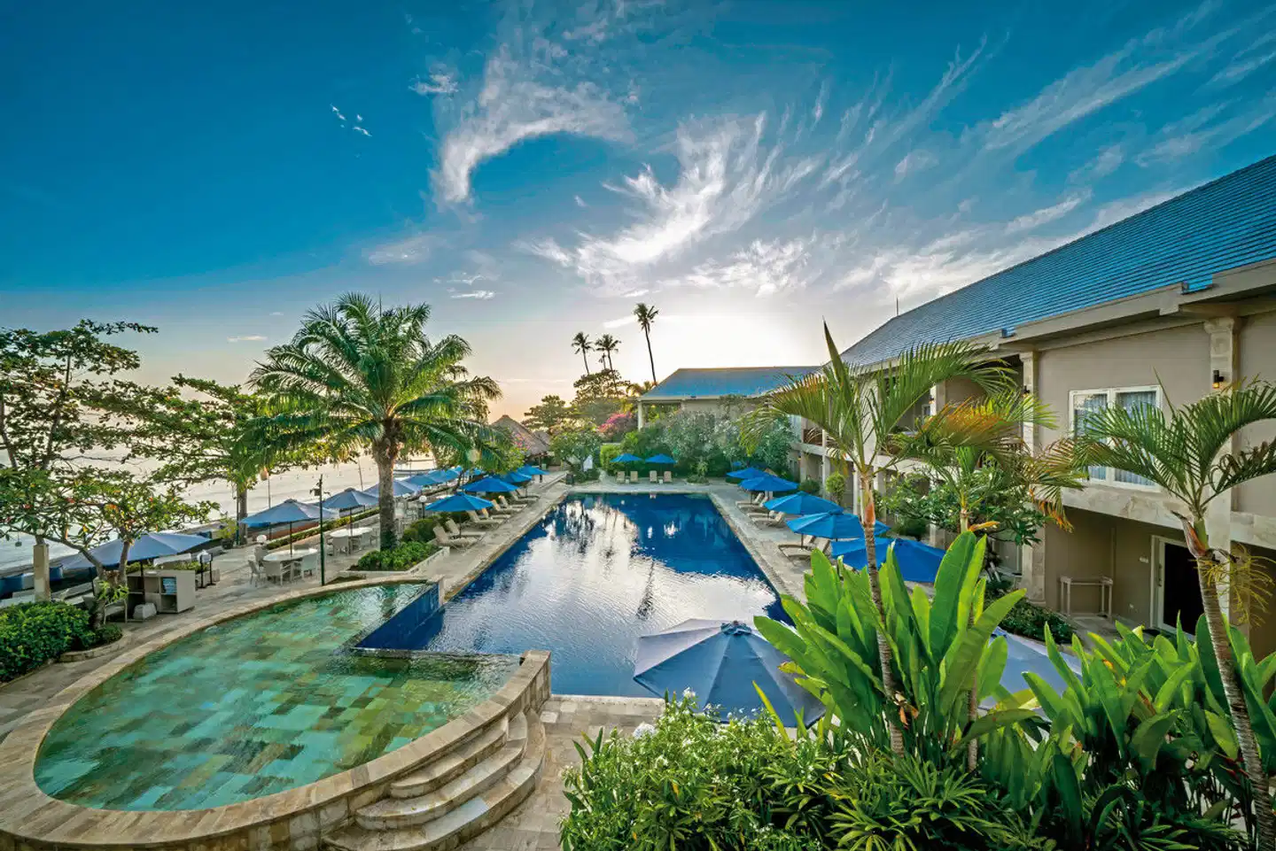 The Lovina POOL