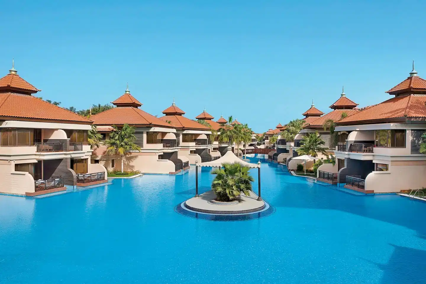 Anantara The Palm Dubai Resort POOL