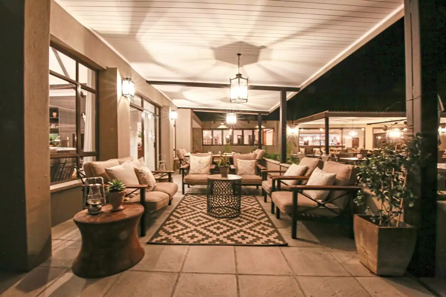 Otjiwa Safari Lodge Lobby