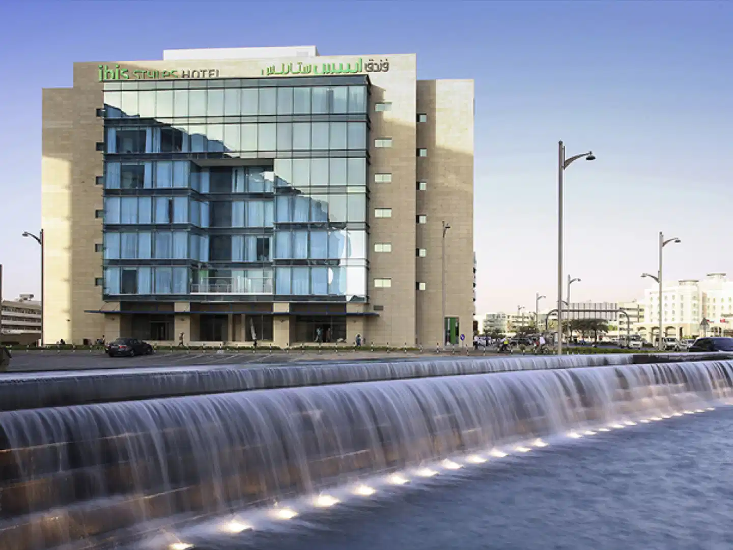 Ibis Styles Dubai Jumeirah Aussenansicht