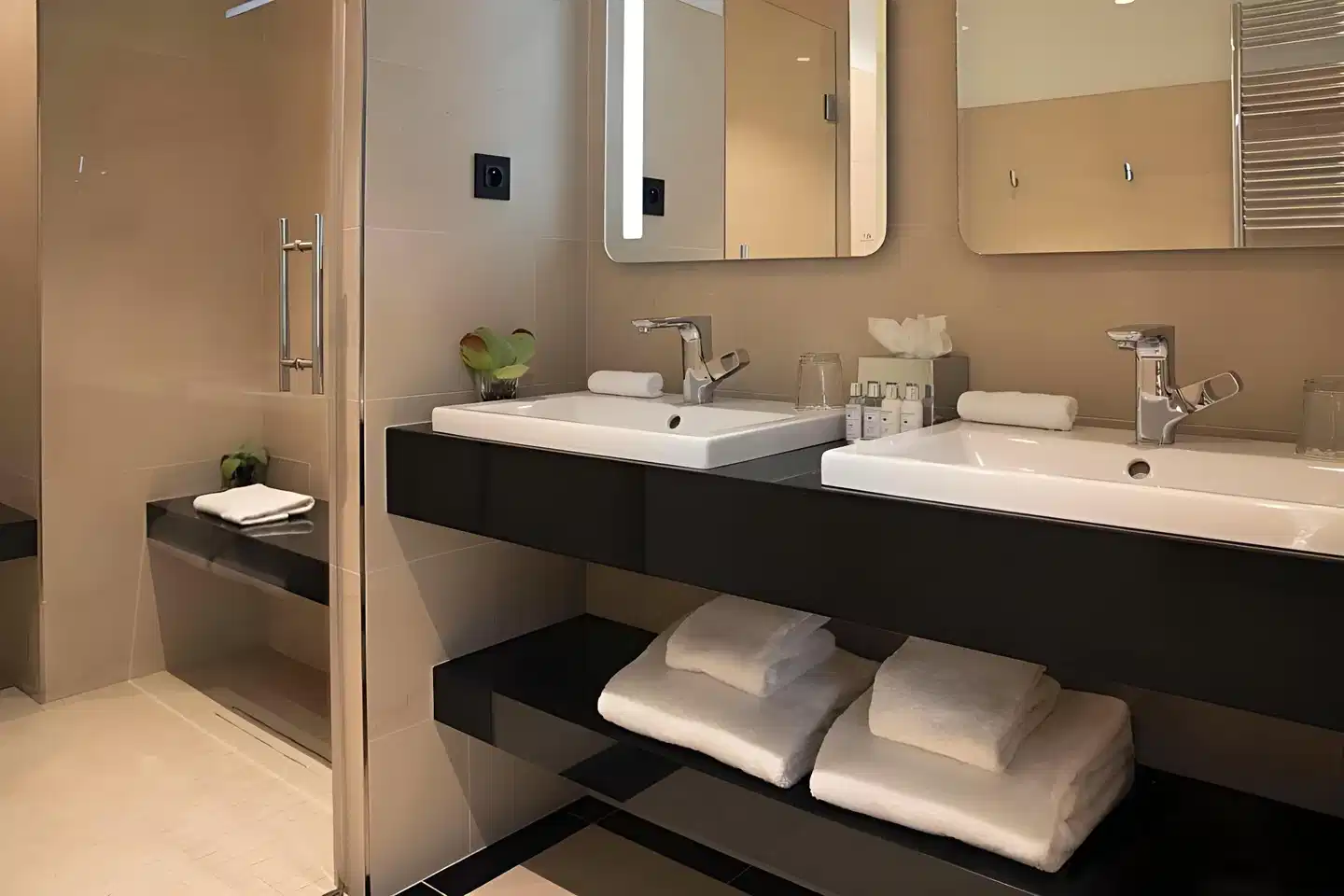 Maison Albar Hotel Paris Céline Badezimmer