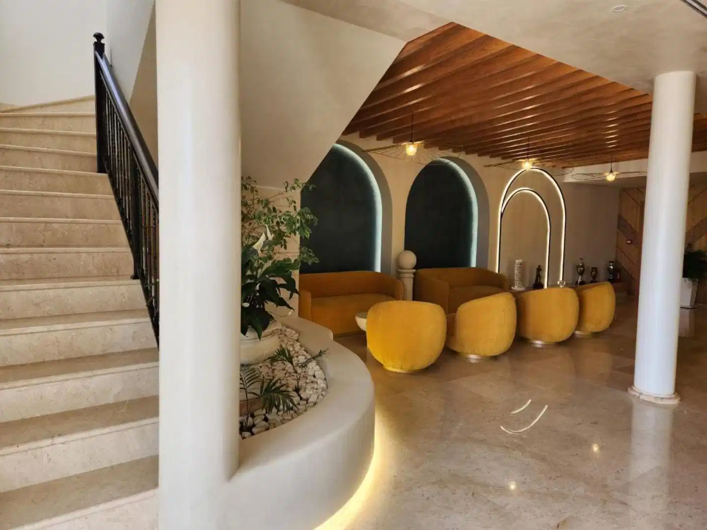 Hotel Gold LOBBY