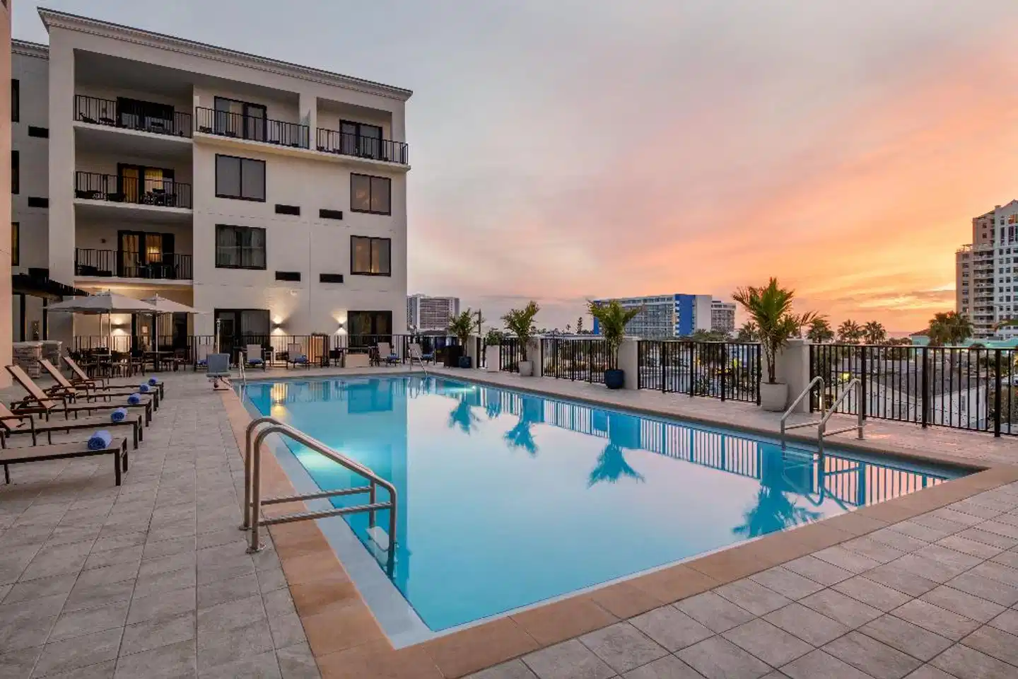 Courtyard By Marriott Clearwater Beach Pool