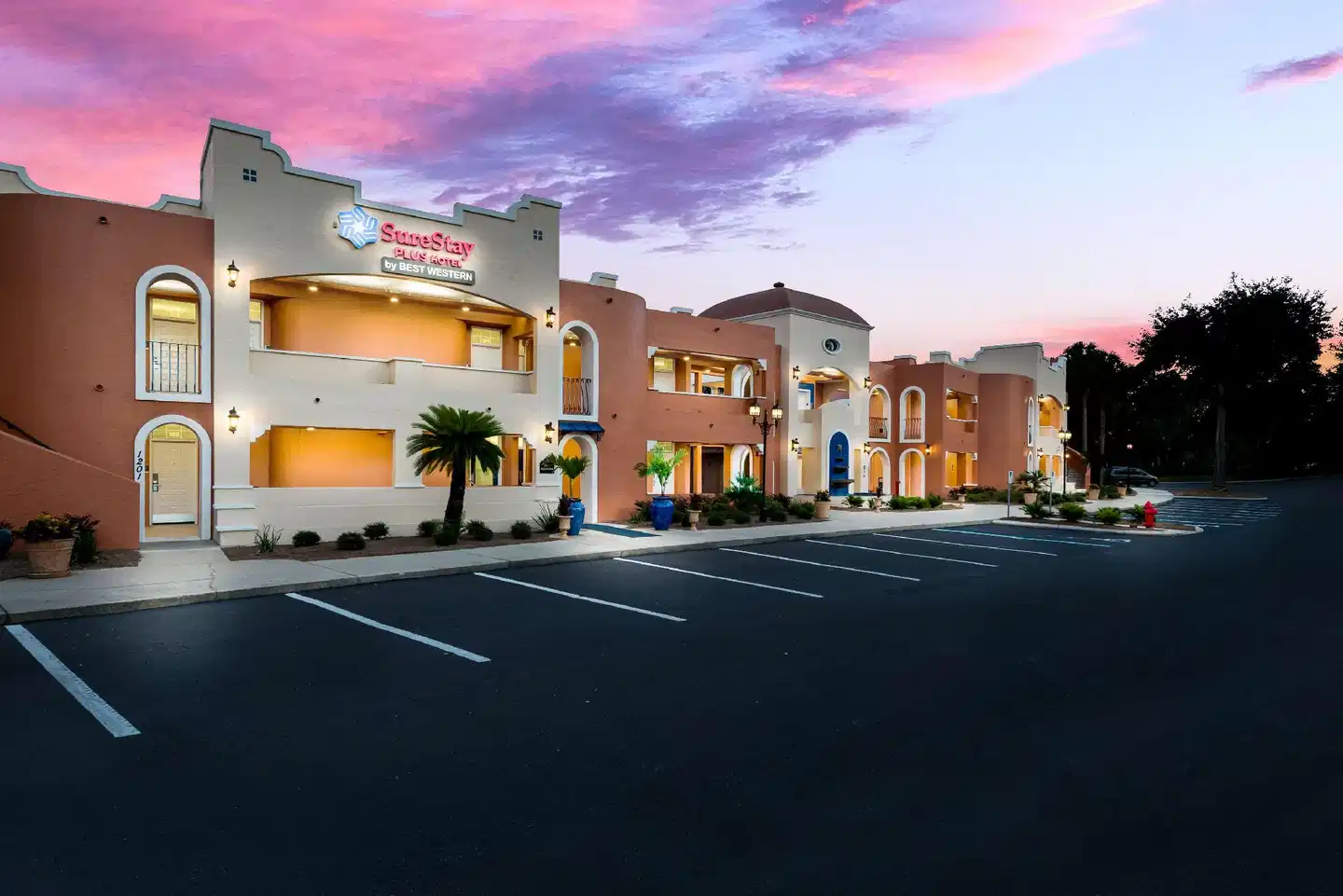 SureStay Plus Hotel by Best Western The Villages Aussenansicht