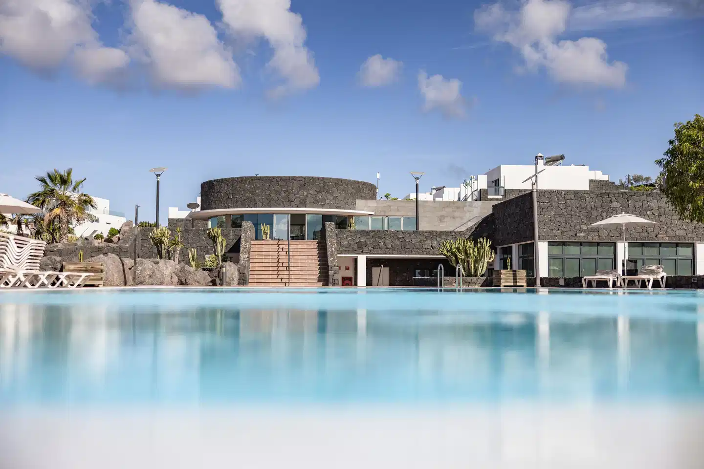 Caybeach Papagayos Pool