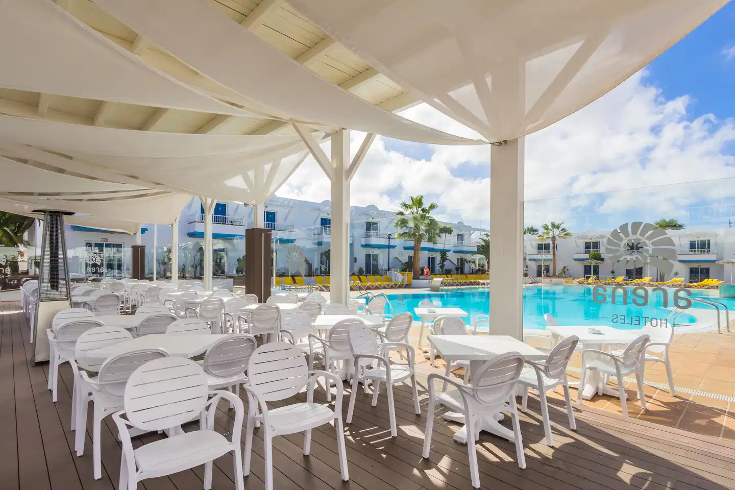 Arena Beach Restaurant