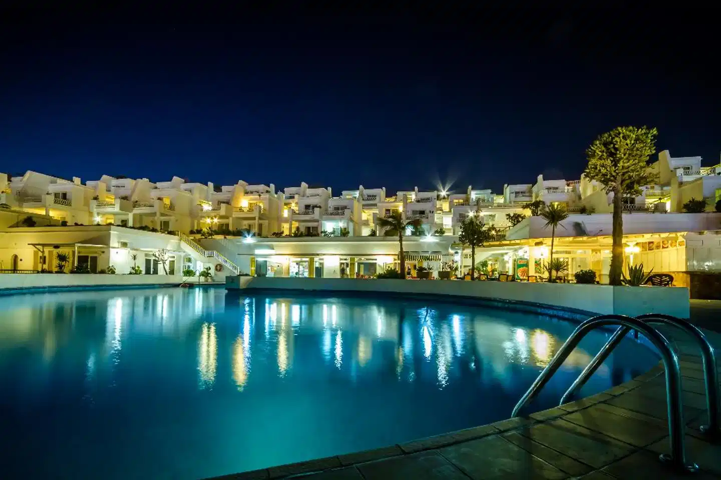 Hotel BelleVue Aquarius Pool