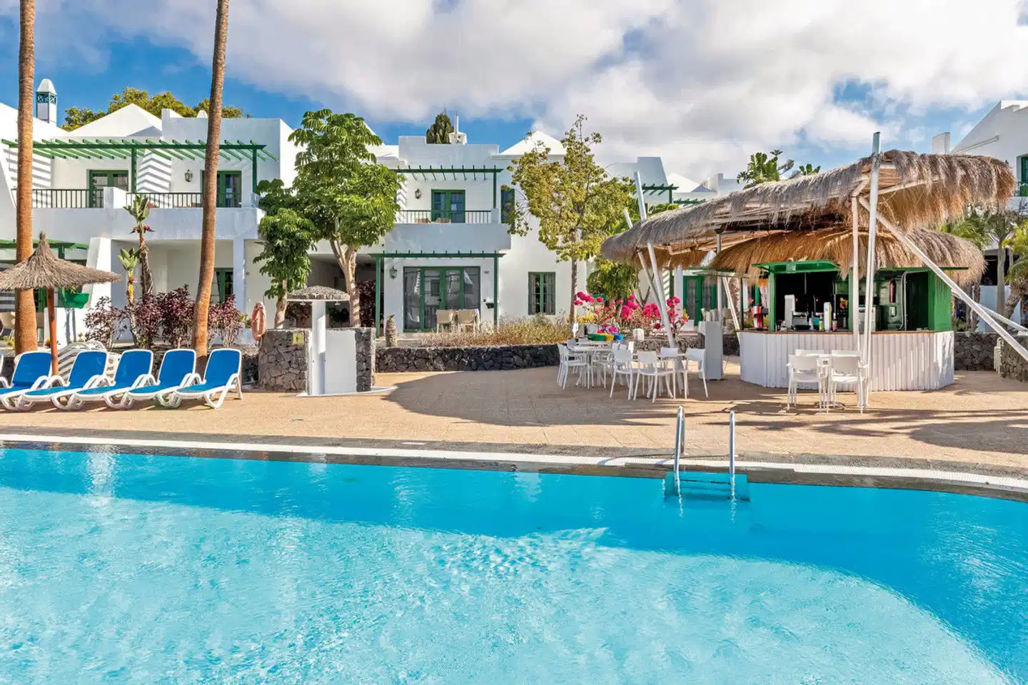 THB Royal Pool
