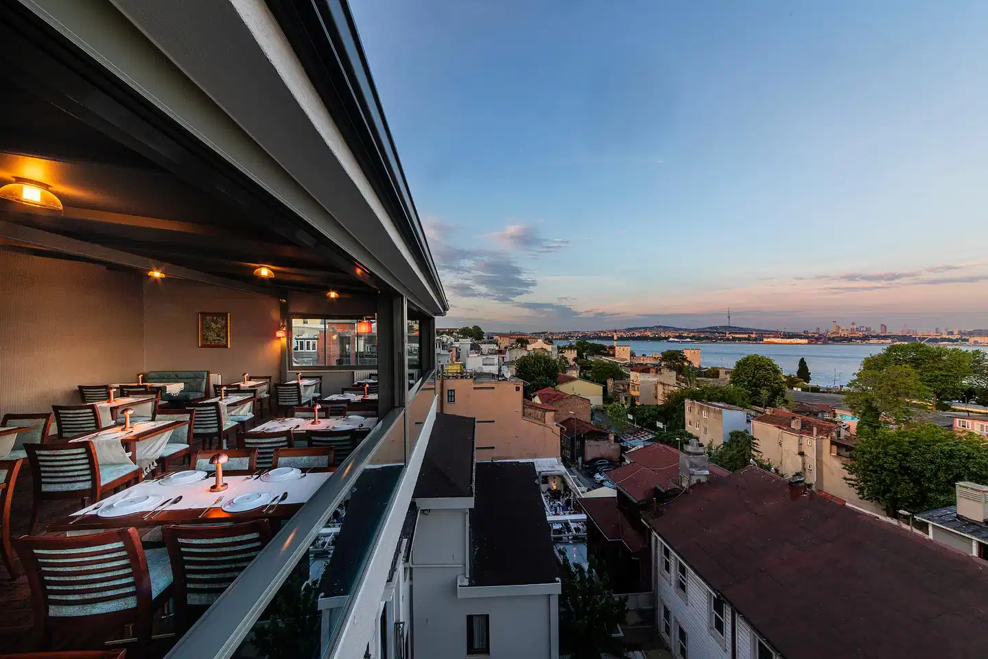 Azade Hotel Terrasse