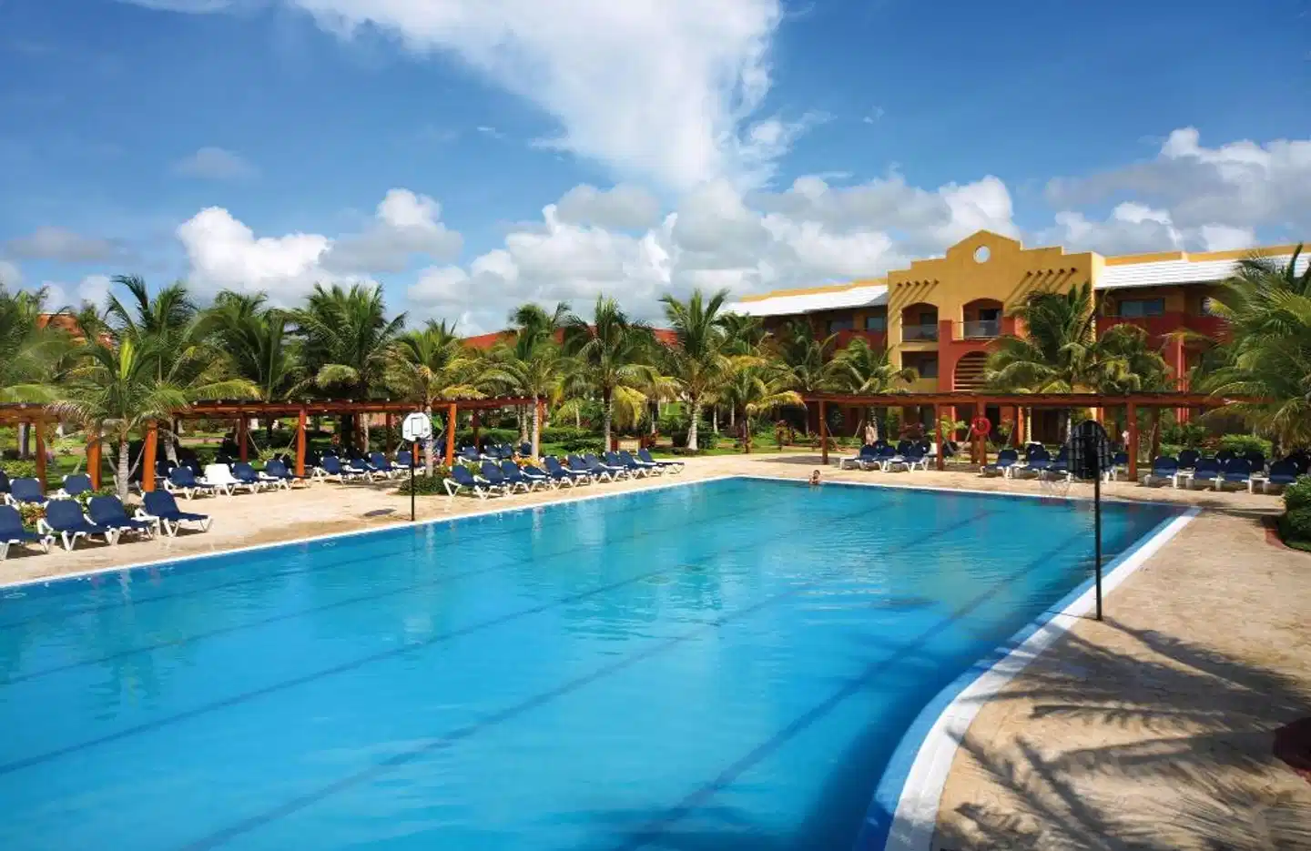 Barceló Maya Caribe Pool
