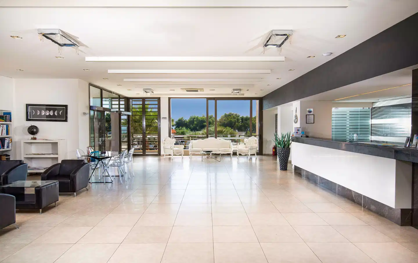 Lagomandra Hotel & Spa LOBBY