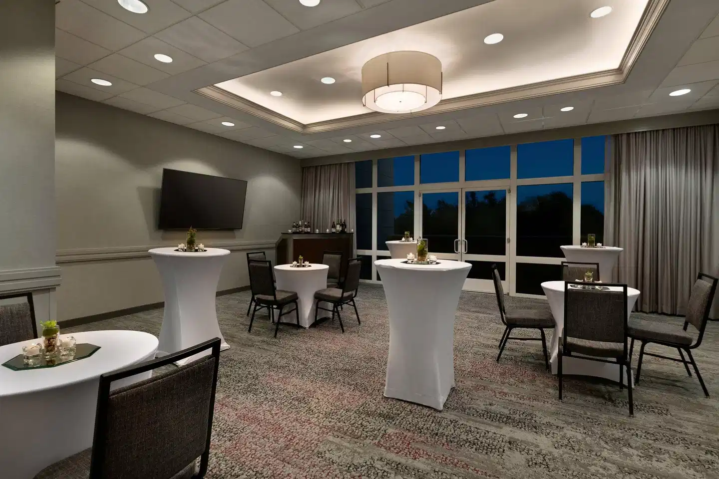 Courtyard by Marriott Tysons McLean Lobby