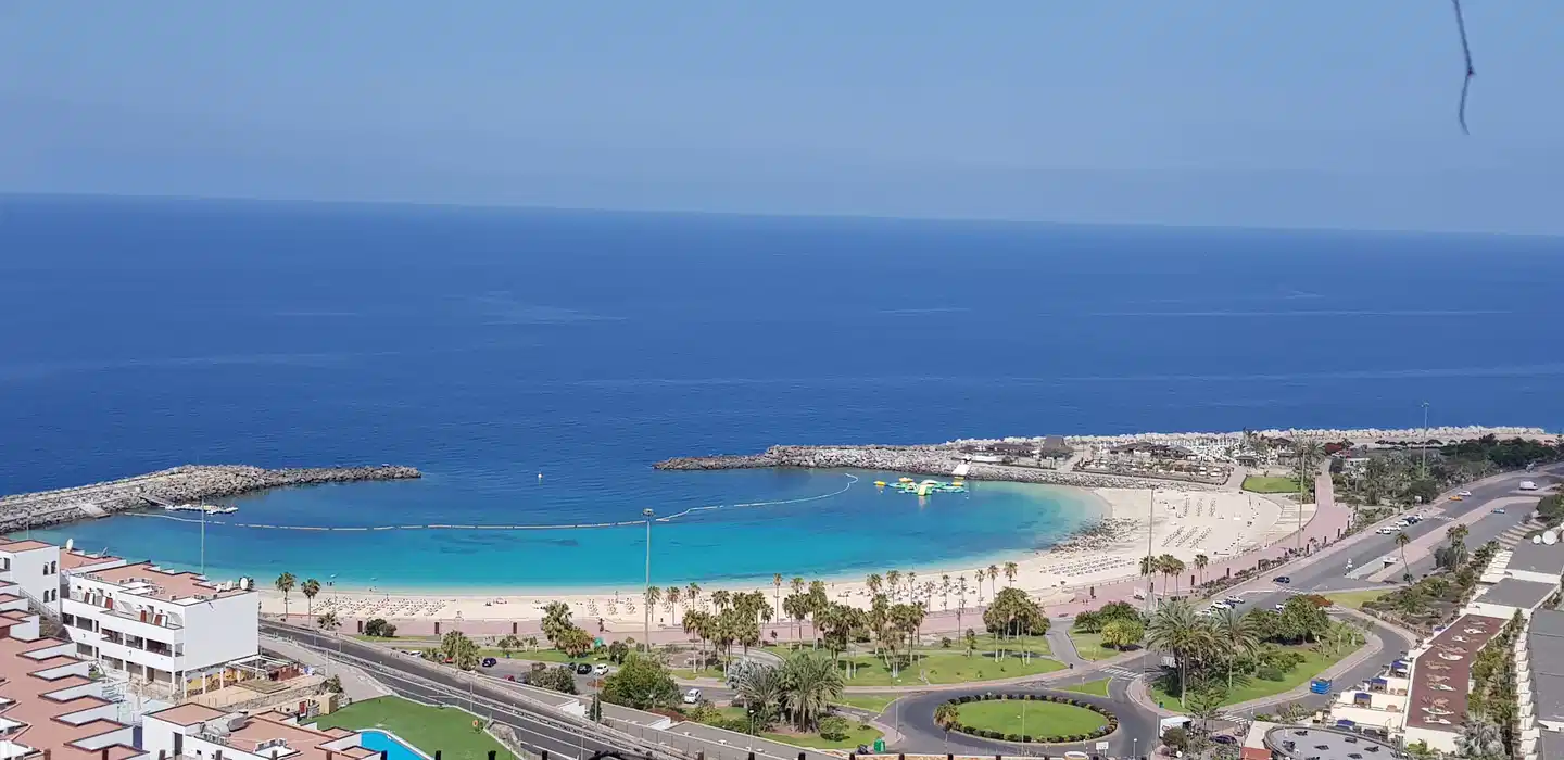 Chatur Palmera Mar Strand