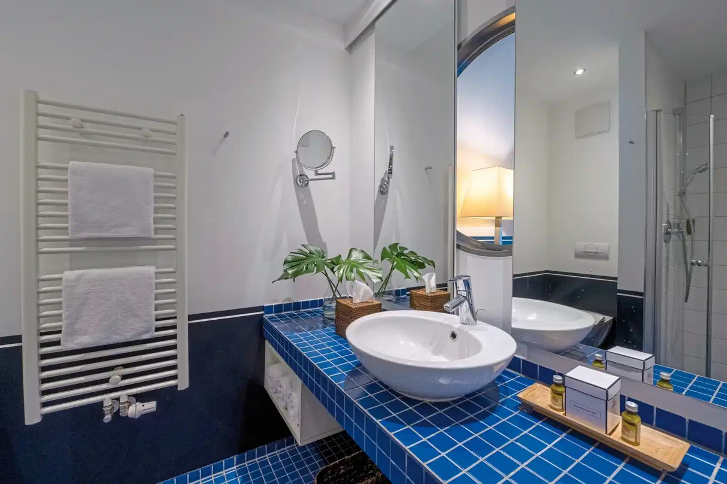 Precise Resort Hafendorf Rheinsberg Badezimmer