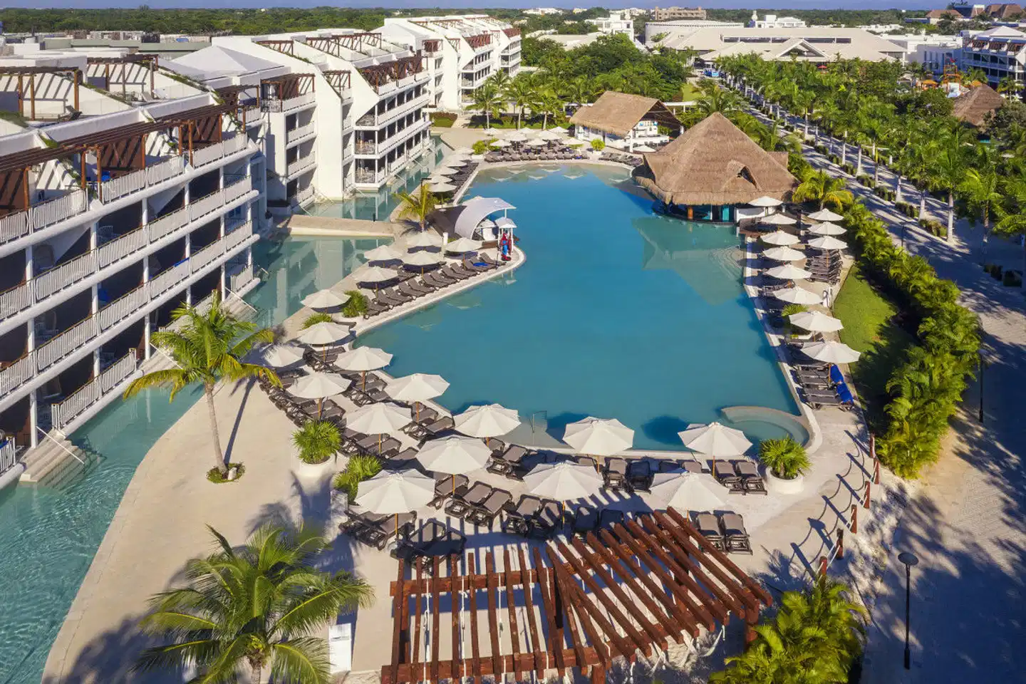El Beso Adults Only at Ocean Riviera Paradise Pool