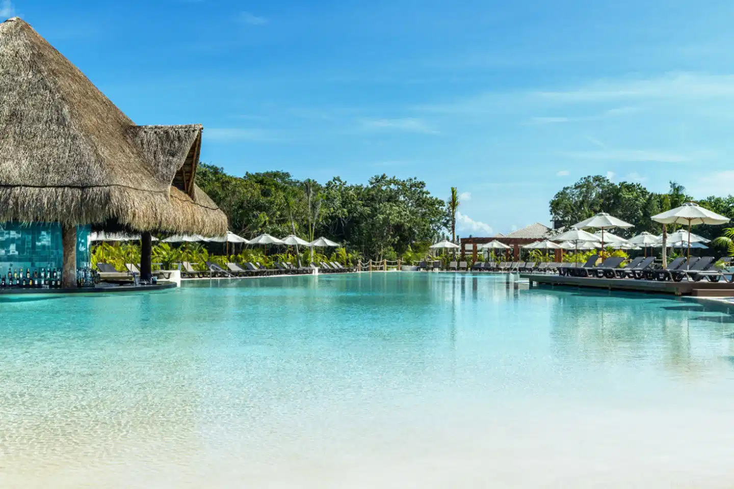 El Beso Adults Only at Ocean Riviera Paradise Pool