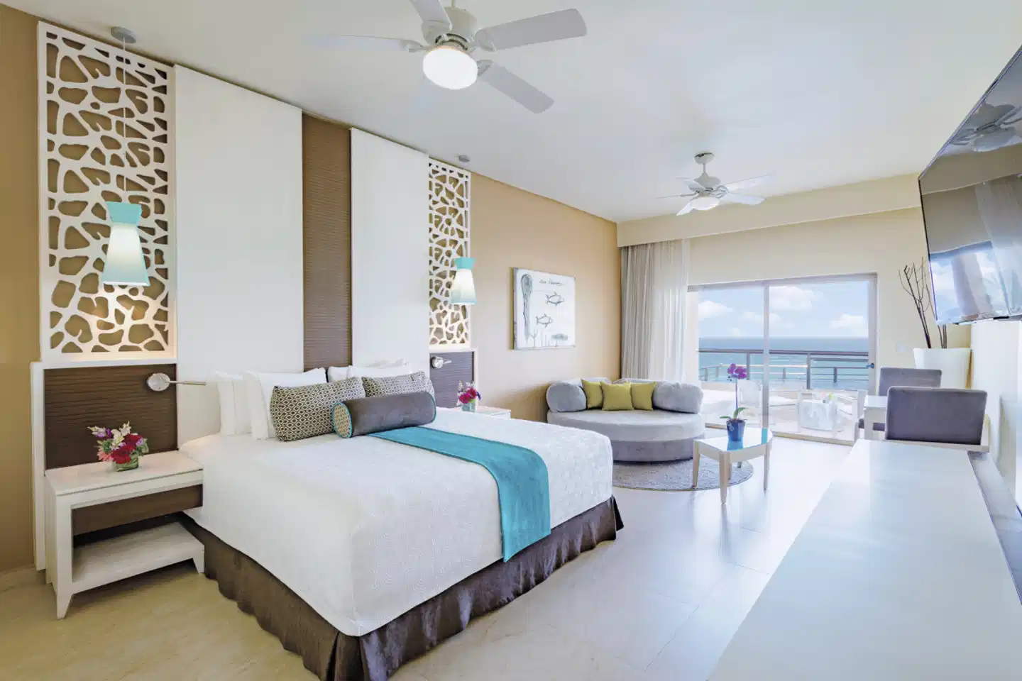 El Dorado Seaside Suites Wohnbeispiel