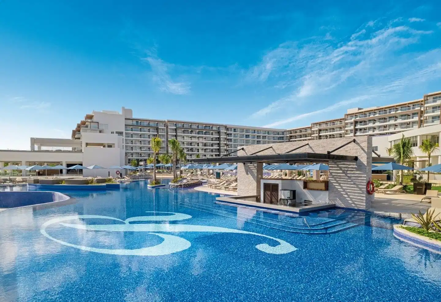 Royalton Splash Riviera Cancun Pool