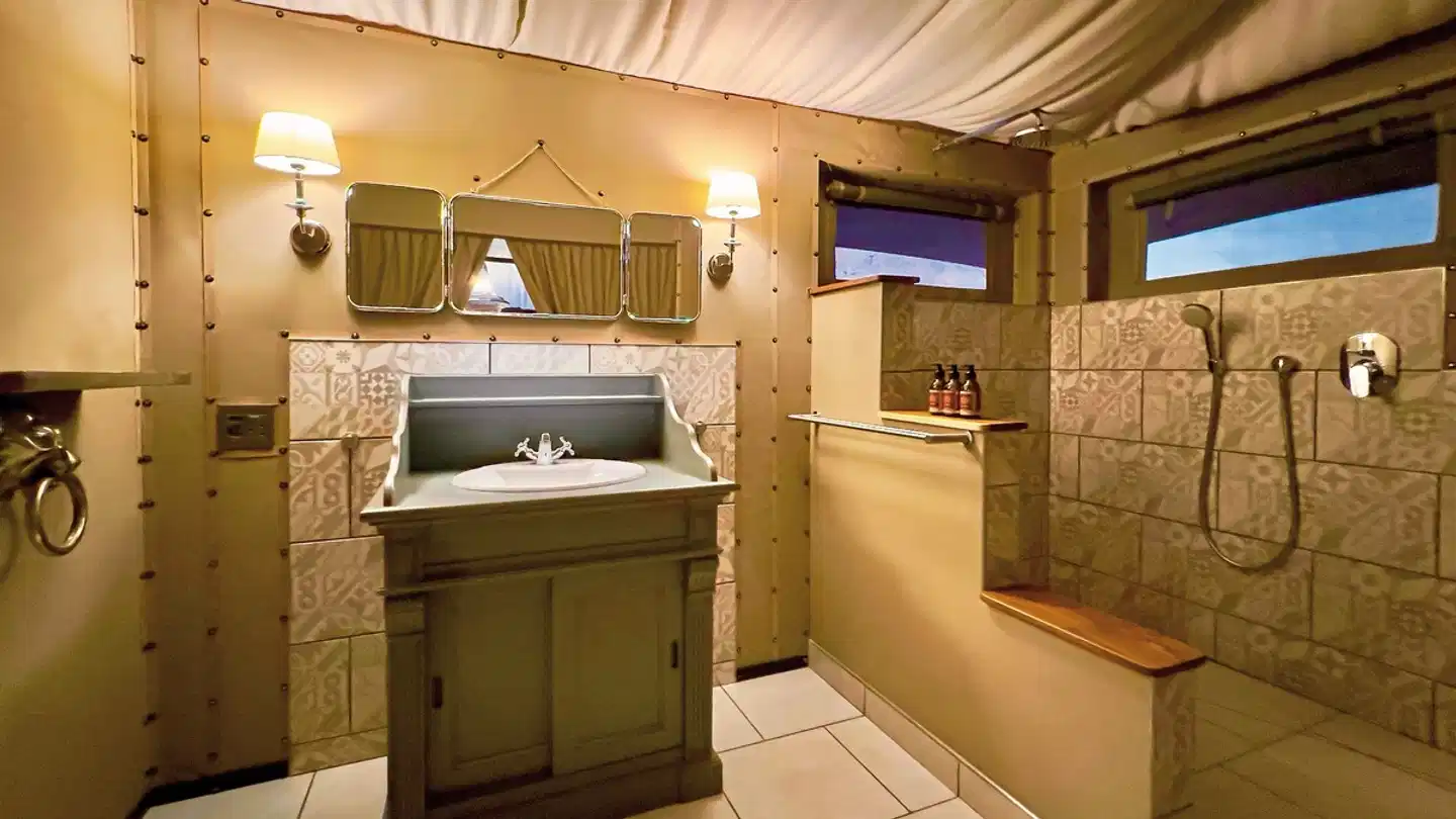Twyfelfontein Adventure Camp Badezimmer
