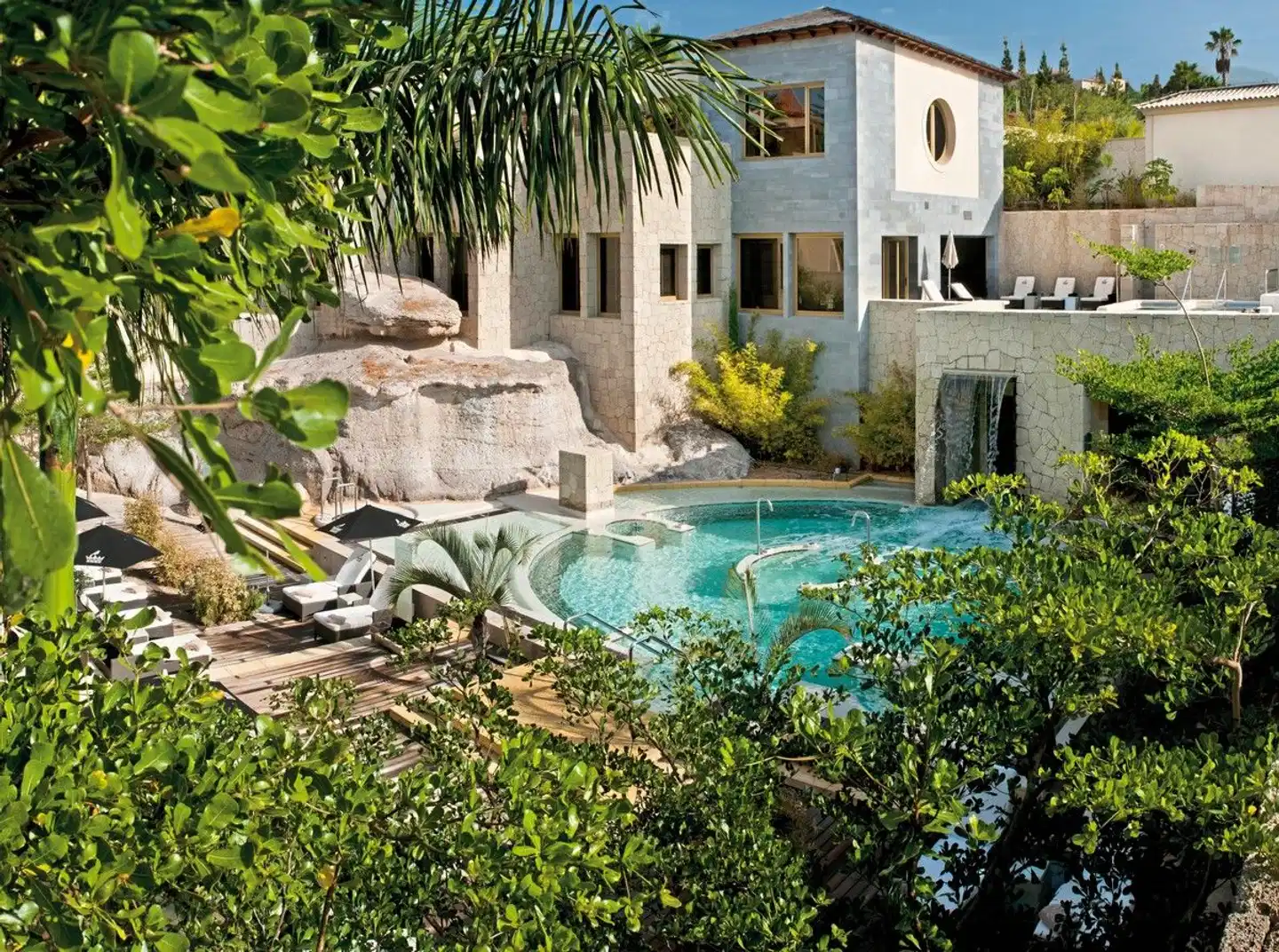 Bahia del Duque Pool