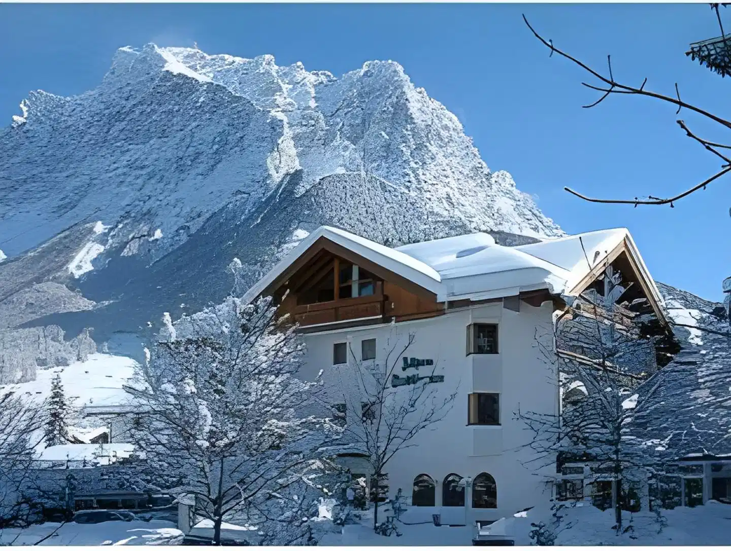 Alpen Residence Aussenansicht